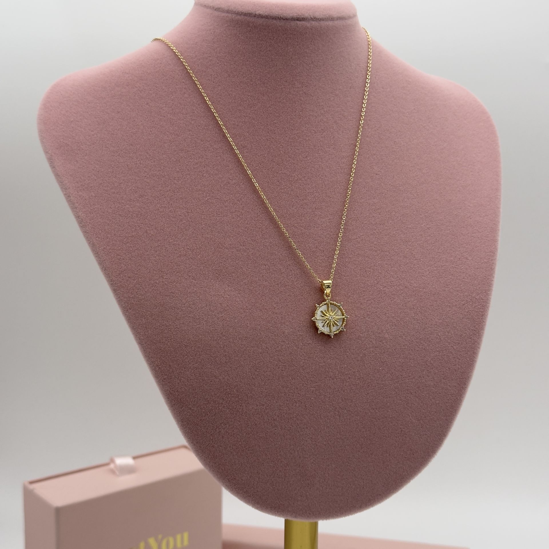 14K Gold Dorika zincir Sedef kolye
